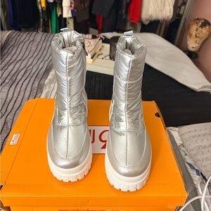 Silver Women's Winter Boots